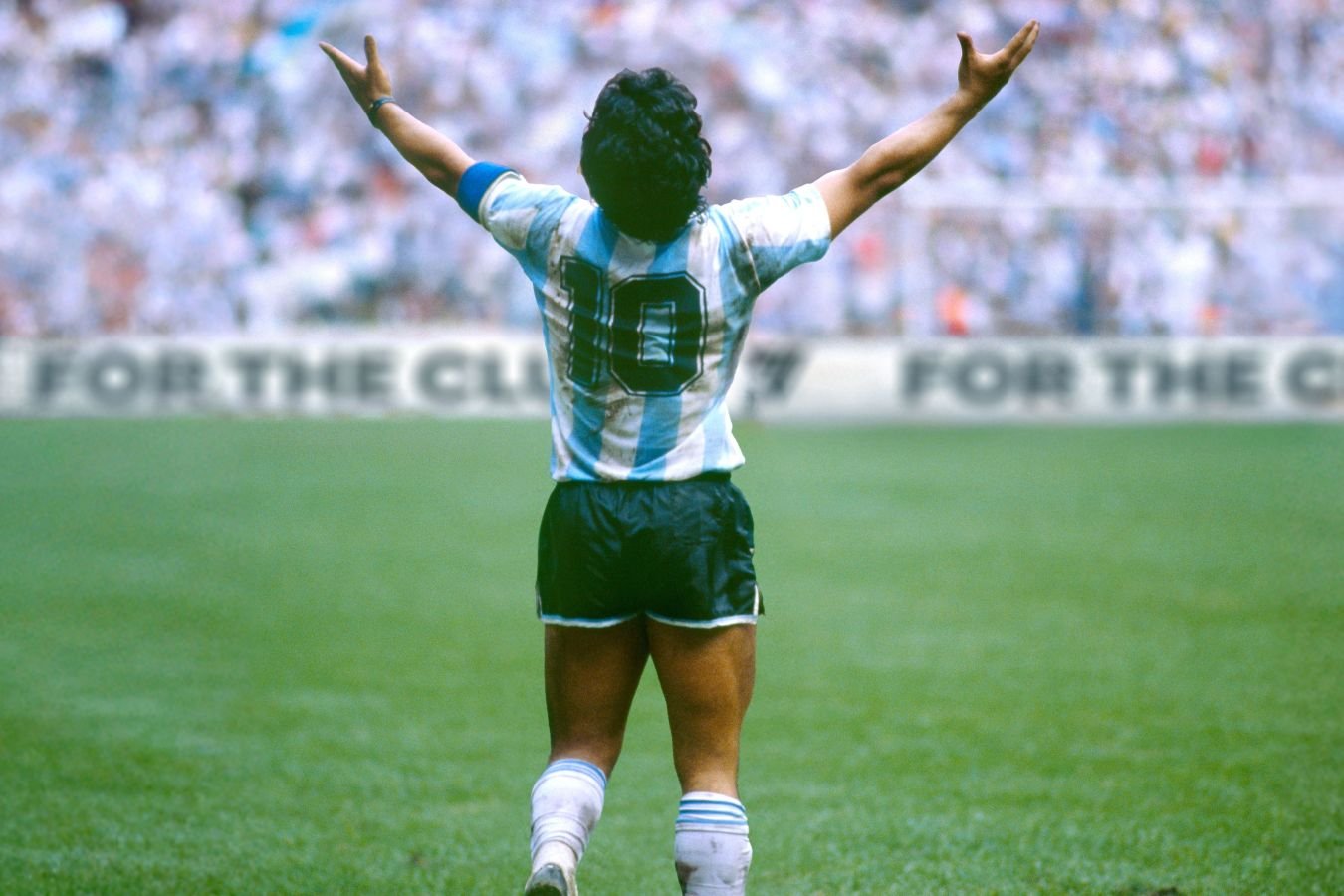diego-maradona-vernulsya-v-ea-