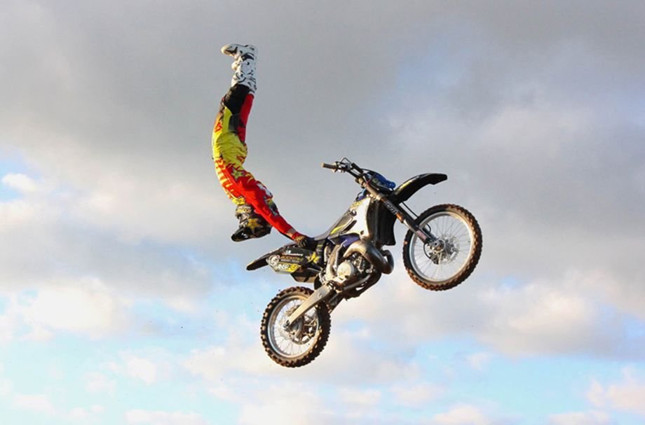 Frontflip Lazyboy от Адельберга