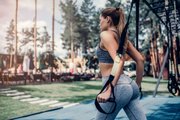 Петли TRX помогут быстро сбросить вес. Топ-5 упражнений от тренера для похудения