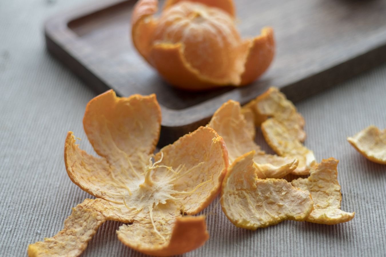 Чем уникальна кожура мандаринов?